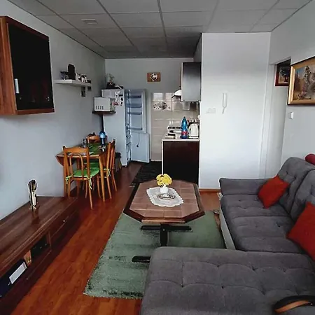 Prijemne Byvanie Pri Jazere V Kosiciach Apartament